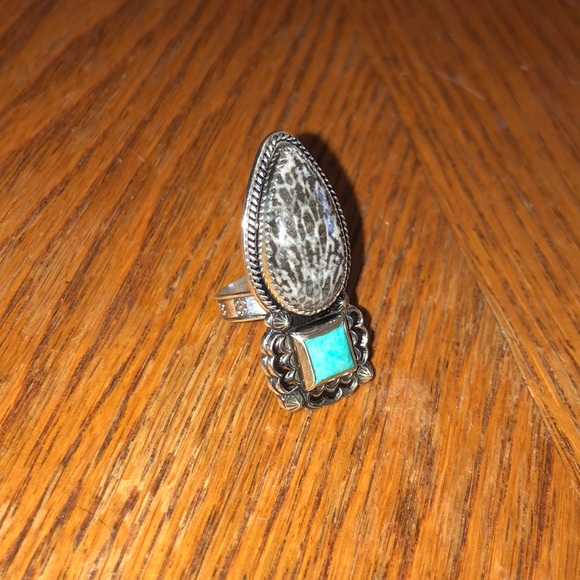 NWOT turquoise and black fossil coral ring - Picture 2 of 5